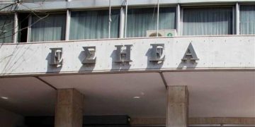 Ιδιώτες ολιγάρχες τα αφεντικά, κρατικό το χρήμα