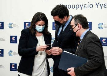 Άνοιγμα λυκείων με επικοινωνιακά κριτήρια και… αυτοδιάγνωση!