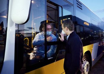 Λεωφορείο ο πόνος σε δρόμους αδιαφορίας