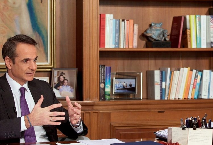 Τα lockdown απέτυχαν,  αλλά… φταίει ο λαός!