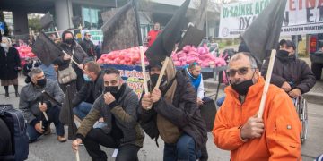 Λαϊκές αγορές: Πανελλαδική απεργία παραγωγών-πωλητών ενάντια στο νομοσχέδιο Γεωργιάδη (βίντεο)