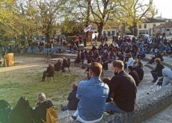 Να βγούμε μπροστά στον αγώνα ενάντια στη διάλυση των ζωών μας