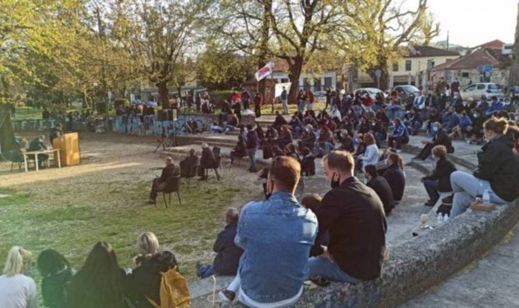 Να βγούμε μπροστά στον αγώνα ενάντια στη διάλυση των ζωών μας