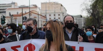 Δεκάδες εργατικά σχήματα καλούν σε αγώνα και απεργία ενάντια στο αντεργατικό τερατούργημα