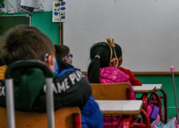 Δήμος Αθηναίων: Σε αίθουσες δημοτικών σχολεία, στοιβάζουν νήπια και προνήπια! – Σύσκεψη αγώνα την Τρίτη