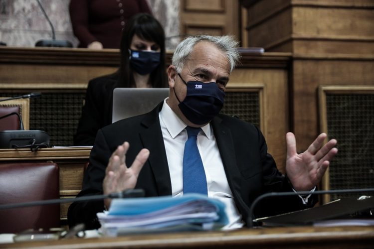 Πάνω από 60 κινήσεις δήμων και περιφερειών απαιτούν απόσυρση του νομοσχεδίου Βορίδη