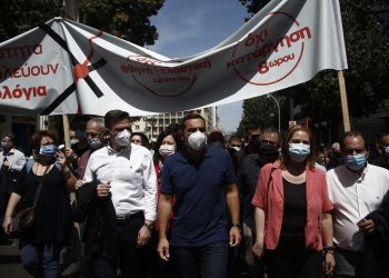 Μια πορεία δεν φέρνει την άνοιξη στην Κουμουνδούρου