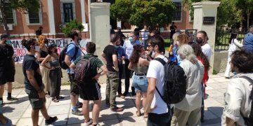 Μεγάλη νίκη του «Σπάρτακου», αθώος ο Ν. Χαραλαμπόπουλος