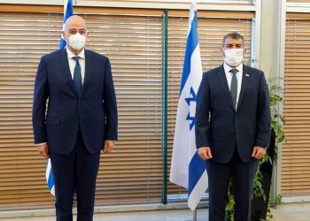Ο Δένδιας δικαιολογεί το έγκλημα, ο λαός στους δρόμους το καταδικάζει