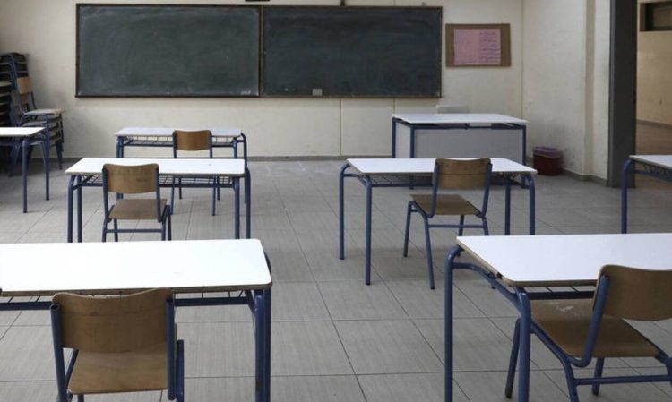 Δημόσια ΙΕΚ: Πανδημία απολύσεων και «λουκέτου»