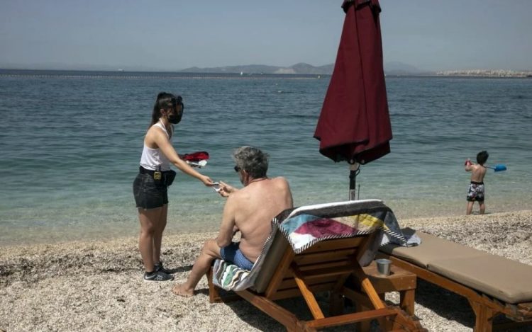 Τουρισμός σε… Covid free νησιά χωρίς εργασιακά δικαιώματα