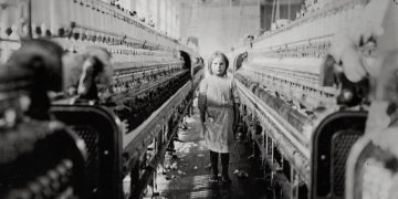 Ο καιρός των εργοστασίων και των οδοφραγμάτων