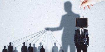 Μαύρα μαντάτα: Η τηλεοπτική χειραγώγηση δεν πουλάει!