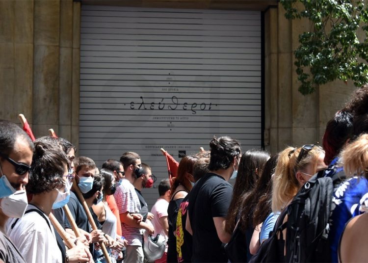 Μαζική διαδήλωση μήνυμα κατά των αντεργατικών σχεδιασμών (φωτό+βίντεο)