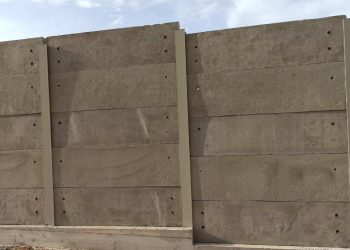 Στρατόπεδο Ριτσώνας: Στήνουν τείχος πλήρους απομόνωσης των προσφύγων! (φώτο)