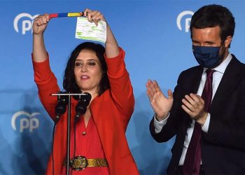 Ισπανία: Η Μαδρίτη βάφτηκε σε χρώμα… βαθύ μαύρο