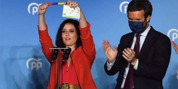 Ισπανία: Η Μαδρίτη βάφτηκε σε χρώμα… βαθύ μαύρο