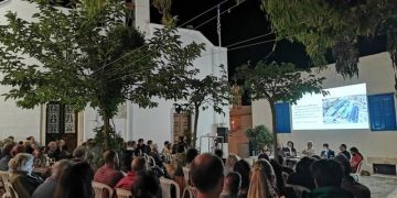 Αμοργός: «Φυσάει κόντρα» στην εισβολή των βιομηχανικών ΑΠΕ