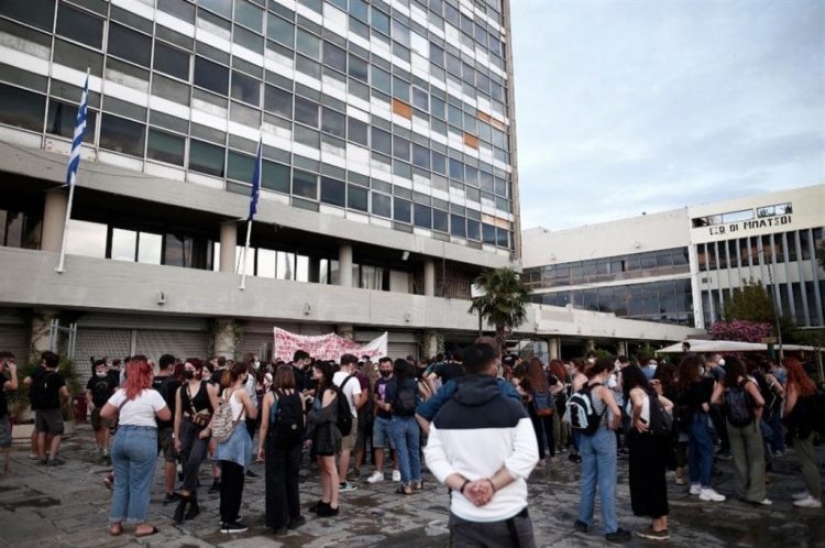 ΑΠΘ: Υπεράσπιση του ασύλου κόντρα σε χαφιεδισμό και αστυνομοκρατία