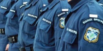 Αποκάλυψη «Σπάρτακου»: Καλούν τους φαντάρους που απολύονται να κάνουν αίτηση για την Πανεπιστημιακή Αστυνομία