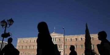 Σε φτώχεια και αποκλεισμό 700.000 νοικοκυριά!