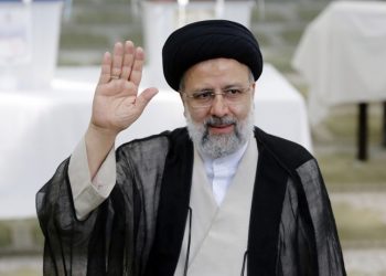 Εκλογές Ιράν: Οριακή νίκη «σκληροπυρηνικών»