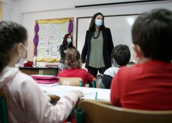 «Αυτονομία» των σχολείων από το δικαίωμα στην εκπαίδευση