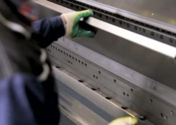 ΚΟΜΕΤ: Ανάκληση απόλυσης μετά από συλλογική παρέμβαση