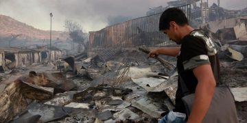 Εμπρησμός Μόριας: Δίκαιη δίκη για τους κατηγορούμενους ζητούν ανθρωπιστικές οργανώσεις