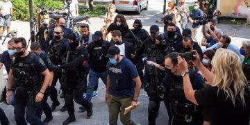 ΝΑΡ: Καμία άλλη γυναικοκτονία! Να τελειώνουμε με όσα οπλίζουν τα χέρια δολοφόνων!