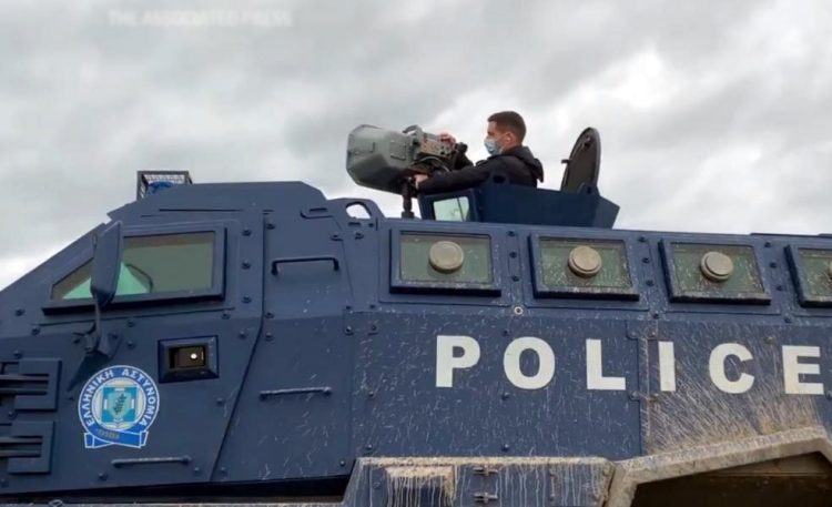 Ηχητικά κανόνια στον Έβρο: Μαζικά βασανιστήρια κατά προσφύγων (βίντεο)