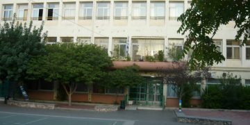 Δήμος Αθηναίων: Υπεξαίρεση 81.400 ευρώ και έλλειμμα 41.900 ευρώ σε Σχολική Επιτροπή