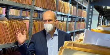 ΕΦΚΑ: Διώξεις σε εργαζόμενους για να «περάσουν» οι ιδιώτες