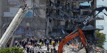 ΗΠΑ: Οι πλούσιοι χτίζουν,  οι φτωχοί γκρεμίζονται