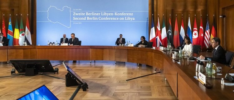 Λιβύη: Η «ιμπεριαλιστική ειρήνη» βρίσκεται στον αέρα