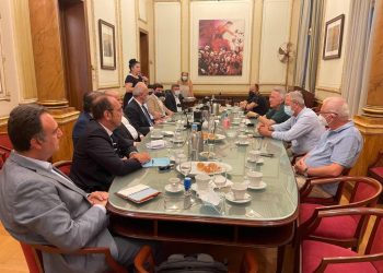 ΕΓΣΕΕ 2021: ΓΣΕΕ και βιομήχανοι συμφώνησαν… μηδενικές αυξήσεις και «Εθνικό Επαγγελματικό Ταμείο»