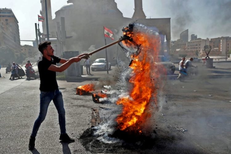 Λίβανος: Η κοινωνική  έκρηξη  προ των πυλών
