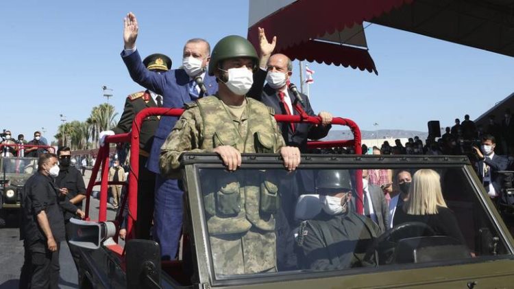 Οι ανταγωνισμοί τορπιλίζουν τη διζωνική ομοσπονδία