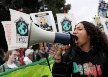 Η νέα γενιά και η νιότη του κόσμου