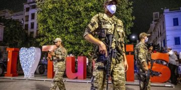 Αραβική Άνοιξη: «Πεθαίνει» εκεί που γεννήθηκε