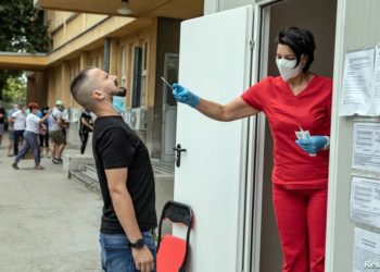 Ο θάνατος και ο Covid κάνoυν «διακοπές στα Βαλκάνια»