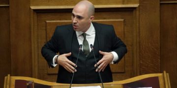 Η «λίστα Μπογδάνου» στοχοποιεί νήπια, ένοχη σιωπή από ΝΔ