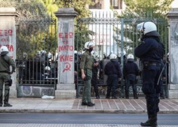 Κατάληψη ΕΜΠ: Υποχρεωτική λήψη DNA από φοιτητές
