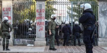 Κατάληψη ΕΜΠ: Υποχρεωτική λήψη DNA από φοιτητές