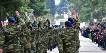 Ολοένα και πιο ακριβή η στρατιωτική θητεία