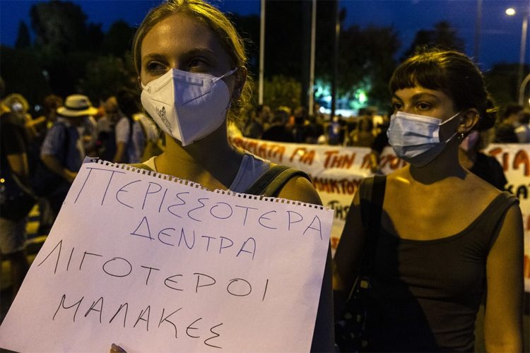 Η αθυροστομία, η ύβρις και η βρισιά