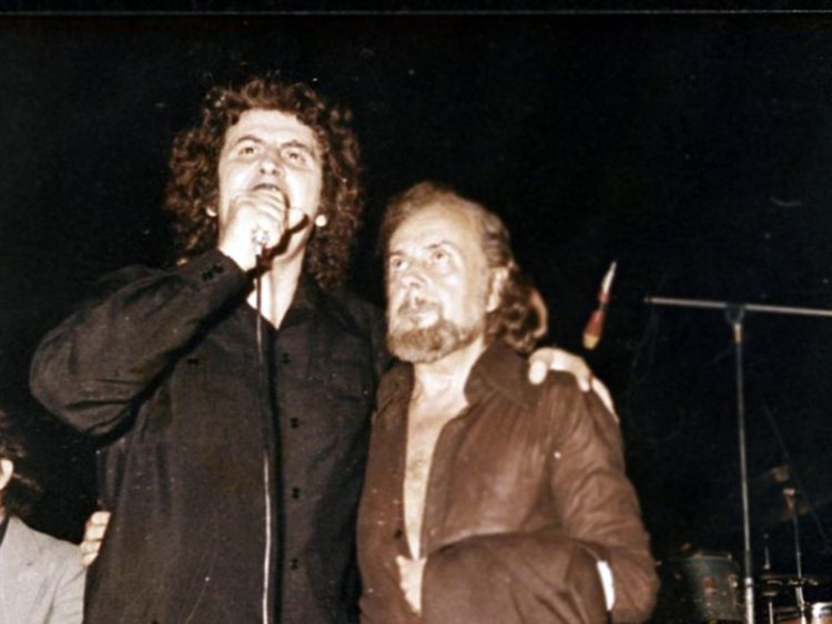 ΝΑΡ: Ο Μίκης απέδειξε πως η «μεγάλη τέχνη» πηγάζει από τον λαό και τους αγώνες του