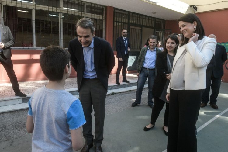 Εκπαίδευση: «Θερίζουν» μόρφωση, σπέρνουν κέρδη