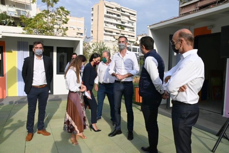 Δήμος Αθηναίων: Φιέστα στα νηπιαγωγεία-κοντέινερ έκανε ο Μπακογιάννης!