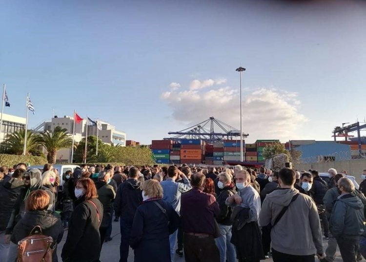 Ψηλά οι σημαίες του αγώνα από τους εργαζομένους της COSCO